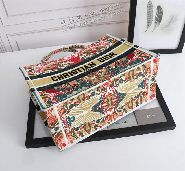 Dior女包 迪奧Book Tote中號刺繡心靈花托特包 Dior手提購物袋  dfk1578